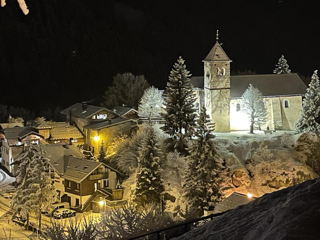 Chalet Les Avernes - Champagny En Vanoise, Domaine La Plagne Paradiski Zewnętrze zdjęcie